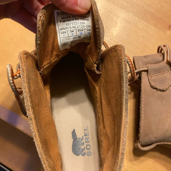 Sorel duck boots, waterproof - Picture 4 of 4